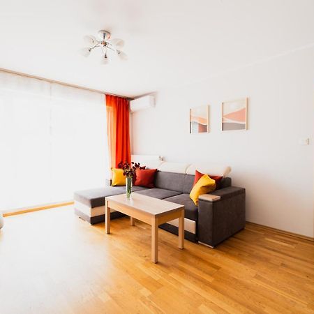 Apart City Center - 3 Rooms - Parking Place Breslau Exterior foto