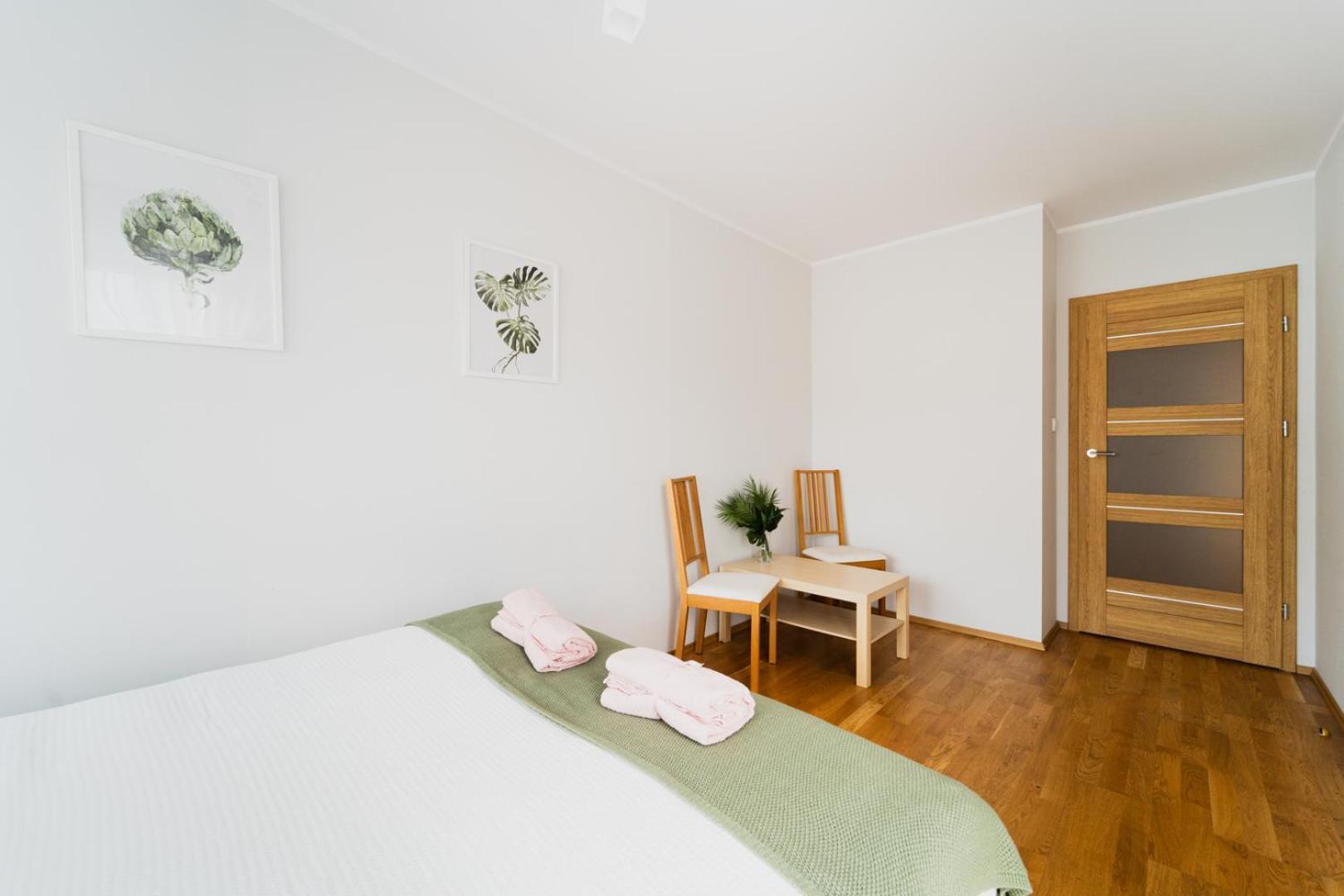 Apart City Center - 3 Rooms - Parking Place Breslau Exterior foto