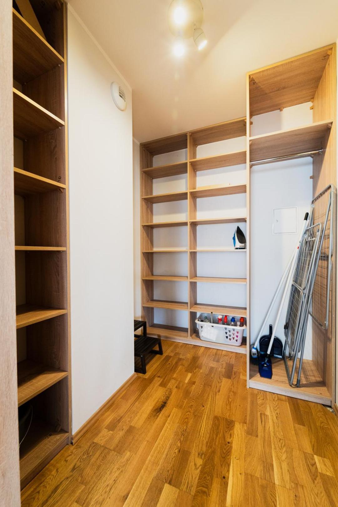 Apart City Center - 3 Rooms - Parking Place Breslau Exterior foto